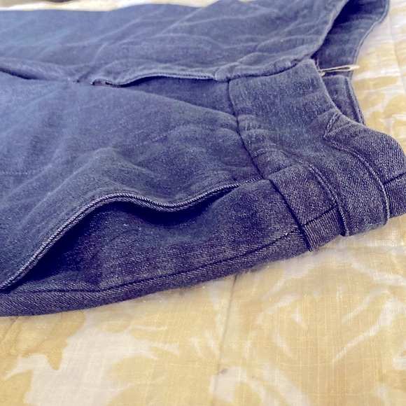 Peter Nygard jeans trousers with seam to keep shape. Size 4P. EUC. Straight leg - Picture 11 of 16